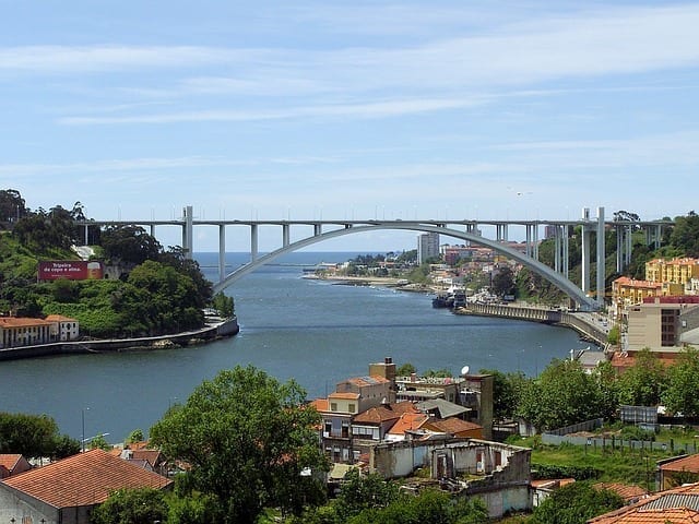 porto portugal brücke